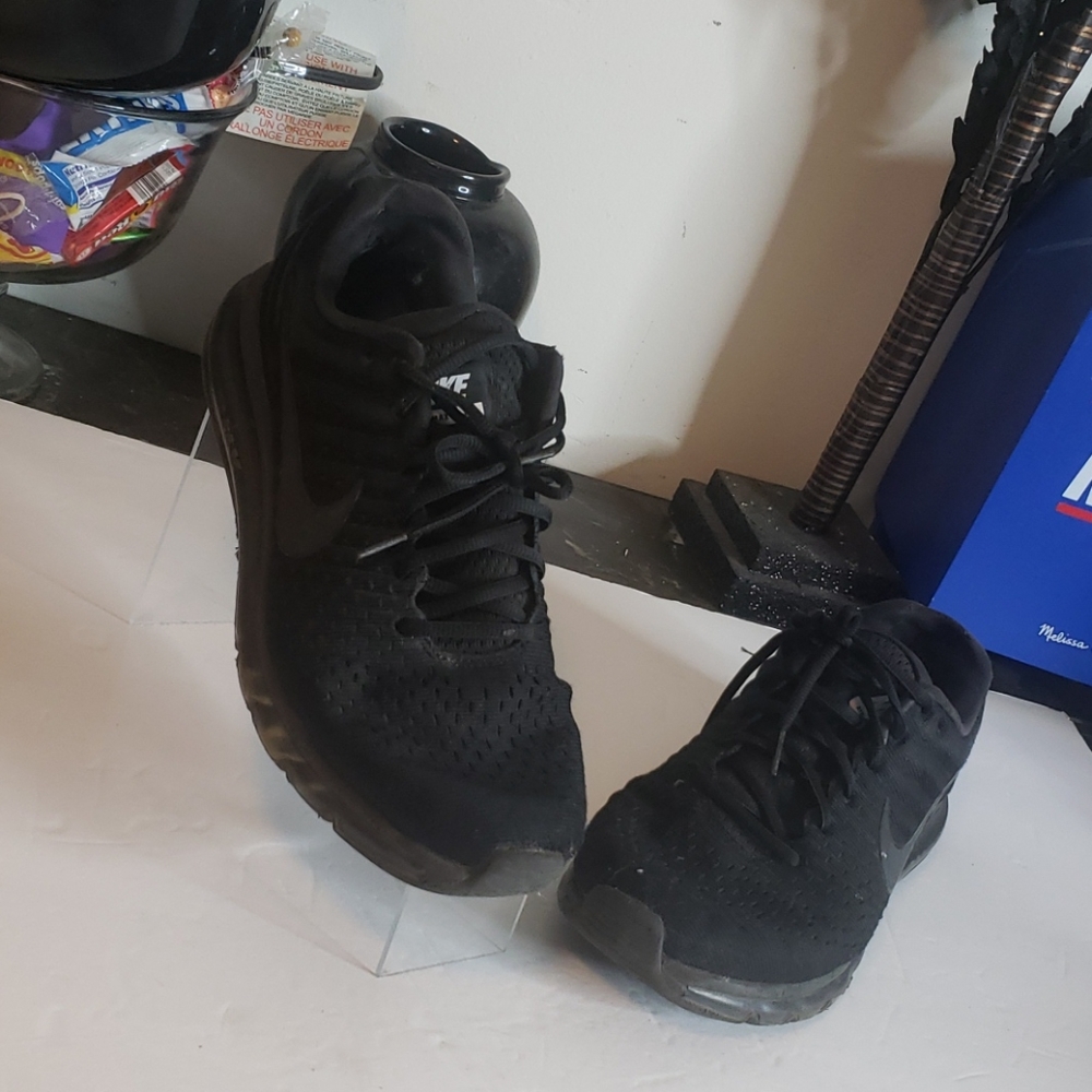 Nike Air Max Black Running Shoe 10.5
